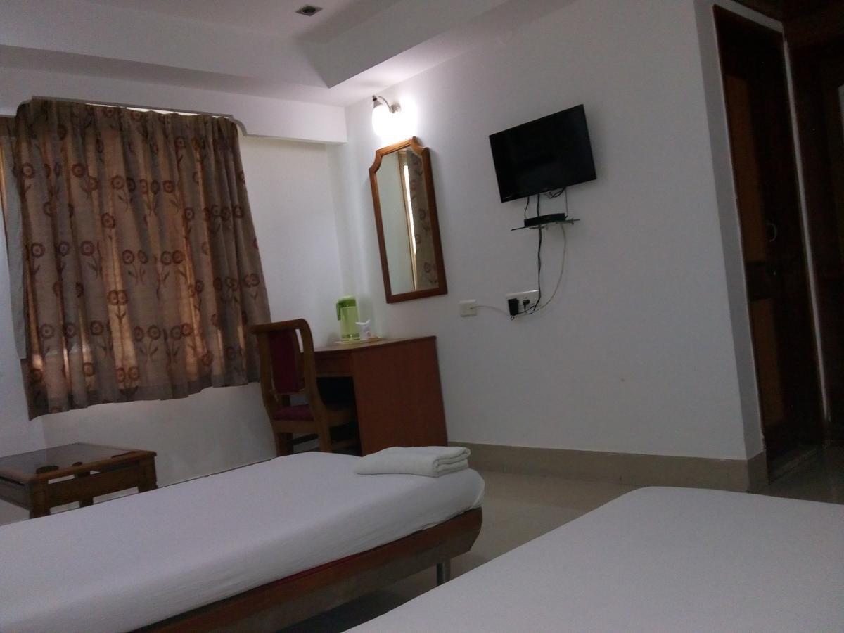 Hotel Rodali Residency Guwahati Bagian luar foto