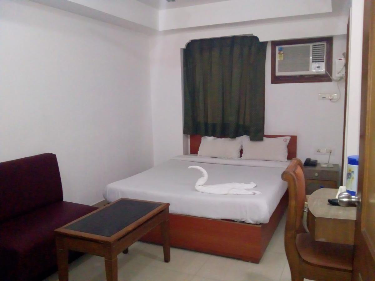 Hotel Rodali Residency Guwahati Bagian luar foto