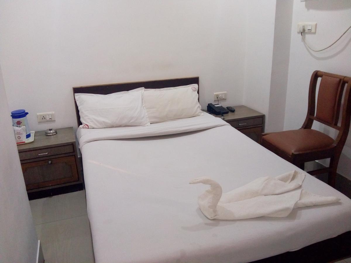 Hotel Rodali Residency Guwahati Bagian luar foto