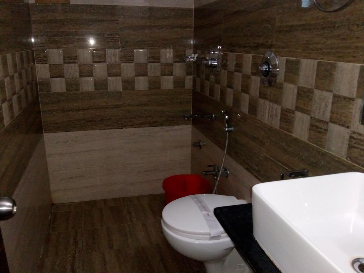 Hotel Rodali Residency Guwahati Bagian luar foto