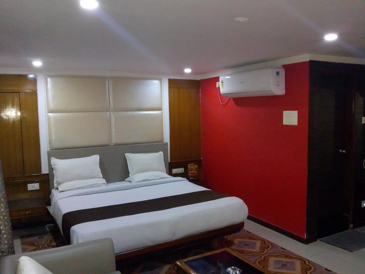 Hotel Rodali Residency Guwahati Bagian luar foto