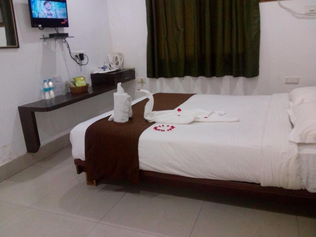 Hotel Rodali Residency Guwahati Bagian luar foto