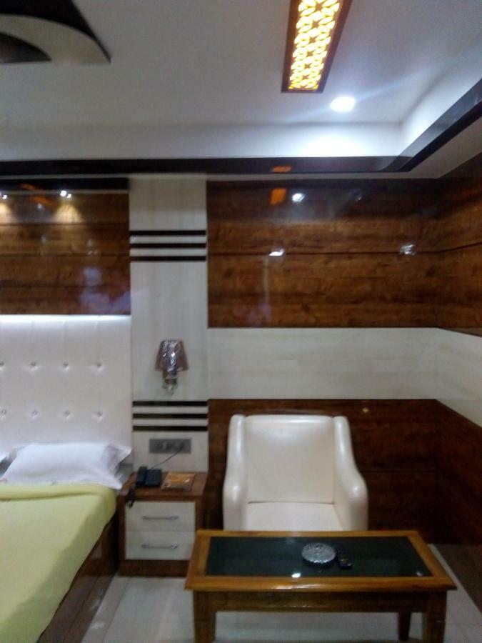 Hotel Rodali Residency Guwahati Bagian luar foto