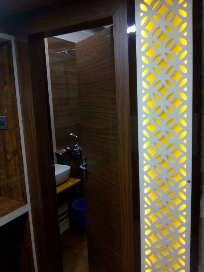 Hotel Rodali Residency Guwahati Bagian luar foto